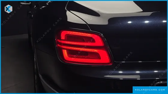 BENTLEY FLYING SPUR 4.0