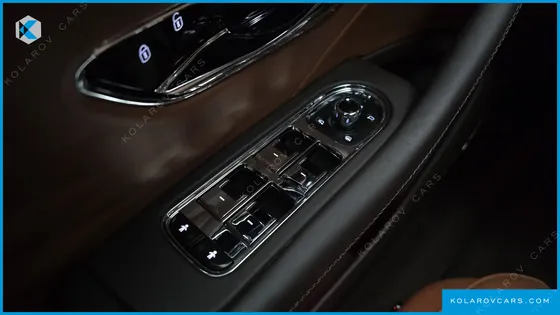 BENTLEY FLYING SPUR 4.0