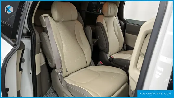 KIA CARNIVAL 7-SEATER SIGNATURE