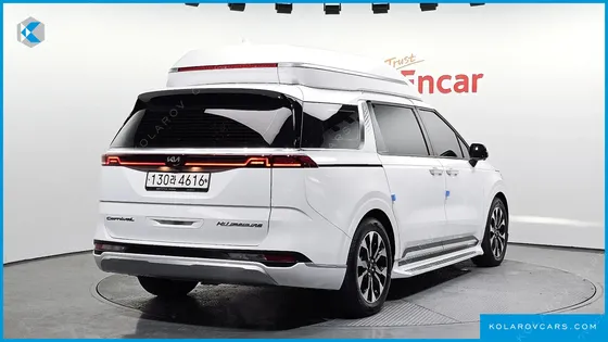 KIA CARNIVAL GASOLINE 9-SEATER HI-LIMOUSINE