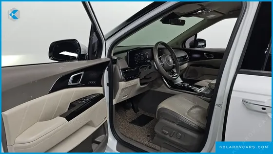 KIA CARNIVAL GASOLINE 9-SEATER HI-LIMOUSINE
