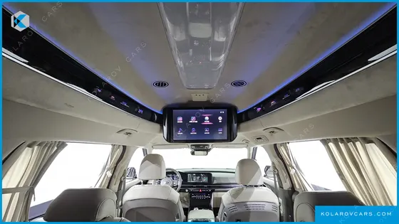 KIA CARNIVAL GASOLINE 9-SEATER HI-LIMOUSINE