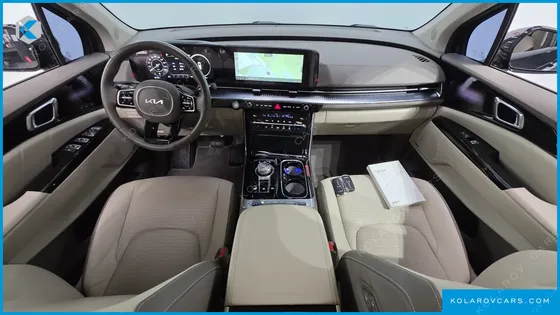 KIA CARNIVAL GASOLINE 7-SEATER HI-LIMOUSINE
