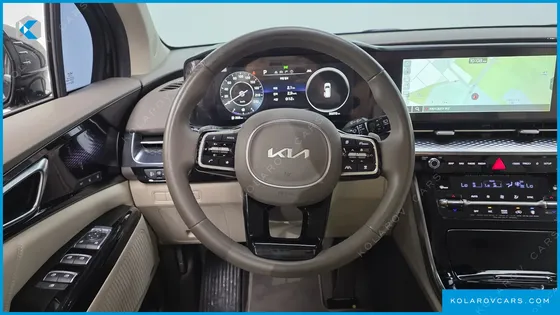 KIA CARNIVAL GASOLINE 7-SEATER HI-LIMOUSINE