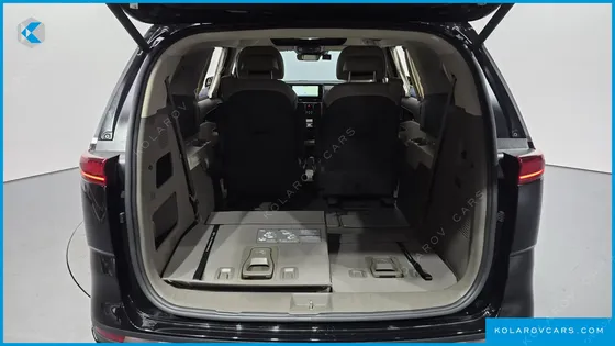 KIA CARNIVAL GASOLINE 7-SEATER HI-LIMOUSINE