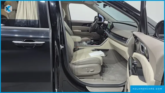 KIA CARNIVAL GASOLINE 7-SEATER HI-LIMOUSINE