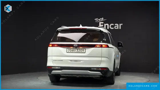 KIA CARNIVAL 11-SEATER PRESTIGE