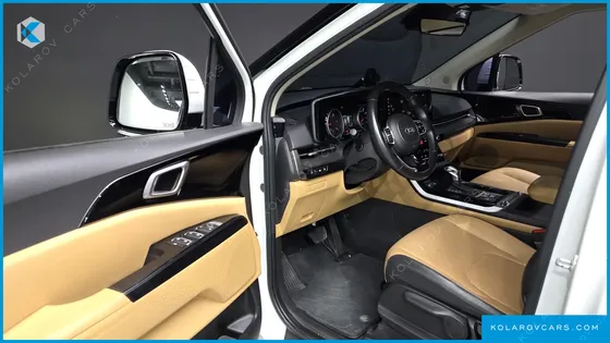 KIA CARNIVAL 11-SEATER PRESTIGE