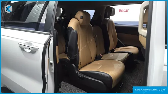 KIA CARNIVAL 11-SEATER PRESTIGE