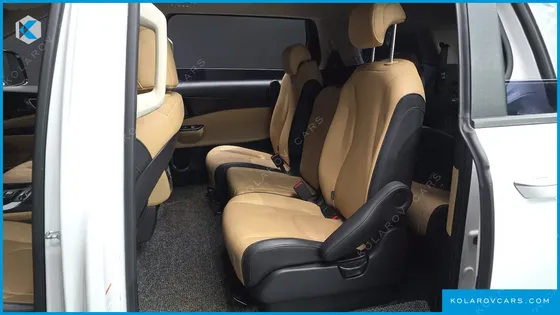 KIA CARNIVAL 11-SEATER PRESTIGE