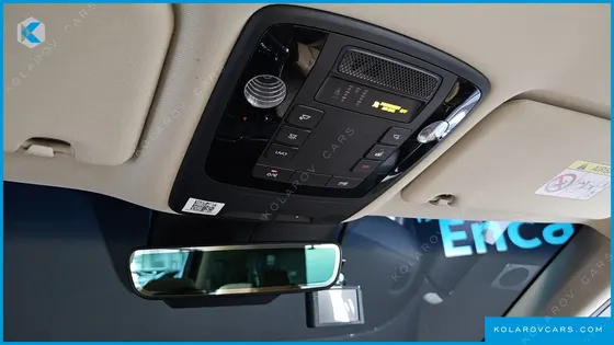 KIA CARNIVAL 9-SEATER NOBLESSE