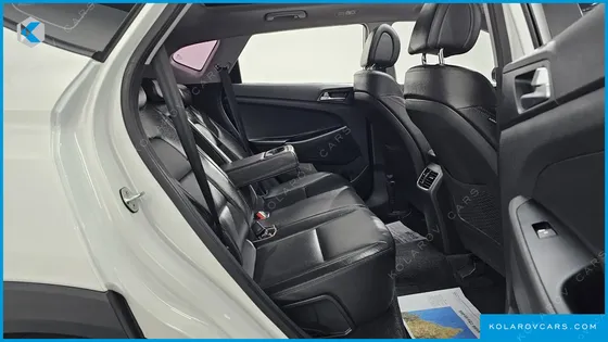 HYUNDAI TUCSON DIESEL 2.0 2WD