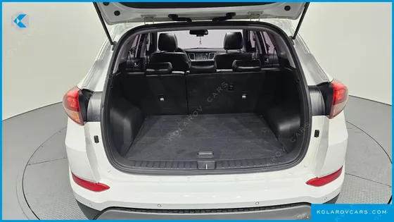 HYUNDAI TUCSON DIESEL 2.0 2WD