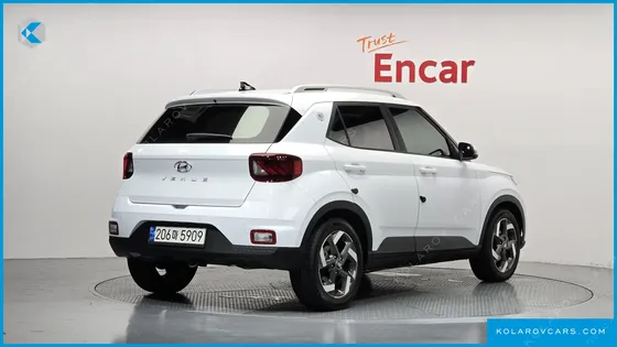 HYUNDAI VENUE 1.6 FLUX