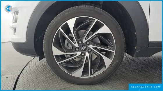 HYUNDAI TUCSON DIESEL 2.0 2WD