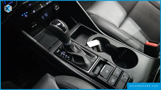 HYUNDAI TUCSON DIESEL 2.0 2WD