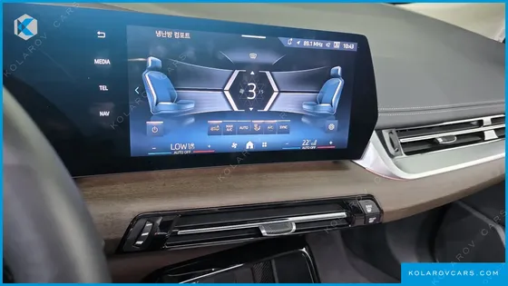 BMW 2 SERIES 220I LUXURY