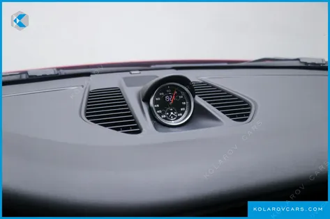 PORSCHE 911 CARRERA 4 GTS