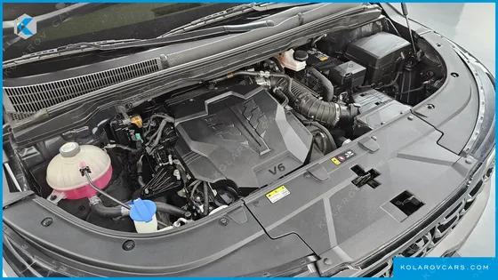 KIA CARNIVAL GASOLINE 9-SEATER GRAVITY