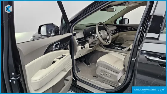KIA CARNIVAL GASOLINE 9-SEATER GRAVITY