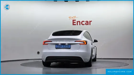 TESLA MODEL 3 RWD