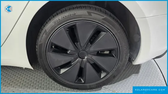 TESLA MODEL 3 RWD