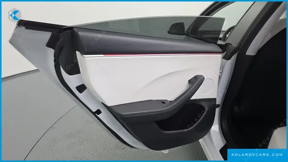 TESLA MODEL 3 RWD