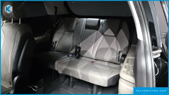 KIA CARNIVAL HEV 7SEATER OUTDOOR NOBLESS
