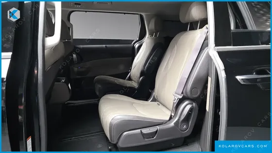 KIA CARNIVAL HEV 7SEATER OUTDOOR NOBLESS
