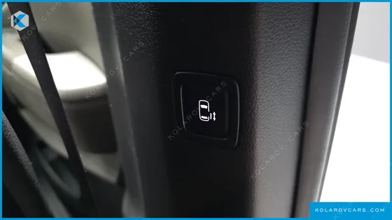 KIA CARNIVAL HEV 7SEATER OUTDOOR NOBLESS