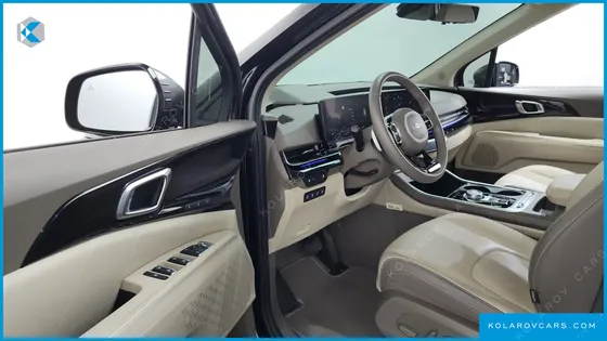 KIA CARNIVAL GASOLINE 7-SEATER GRAVITY
