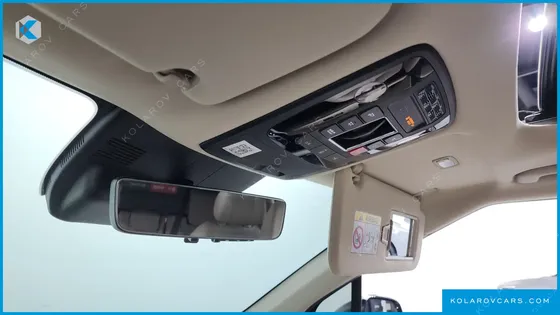 KIA CARNIVAL GASOLINE 7-SEATER GRAVITY