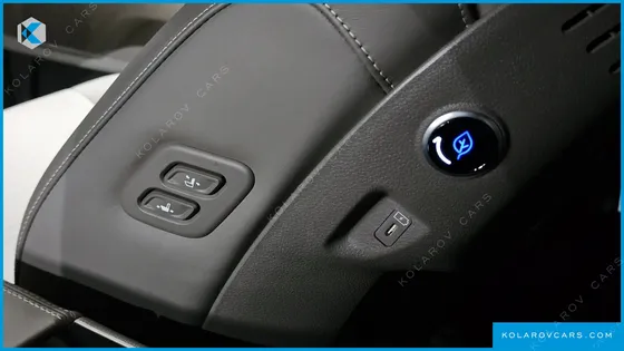 KIA CARNIVAL GASOLINE 7-SEATER HI LIMOUSINE