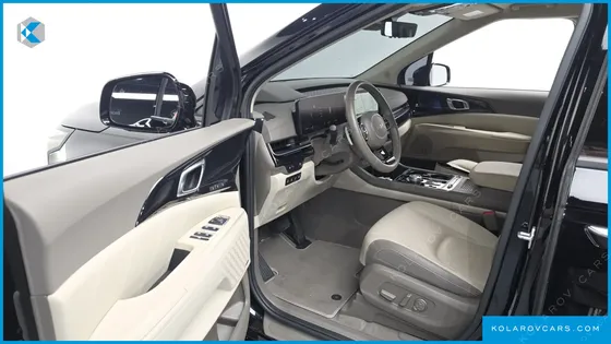 KIA CARNIVAL HEV 4-SEATER HI LIMOUSINE