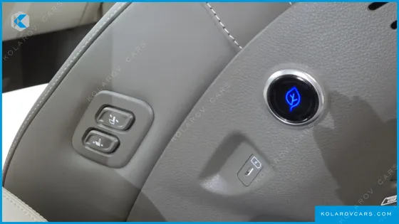 KIA CARNIVAL HEV 4-SEATER HI LIMOUSINE