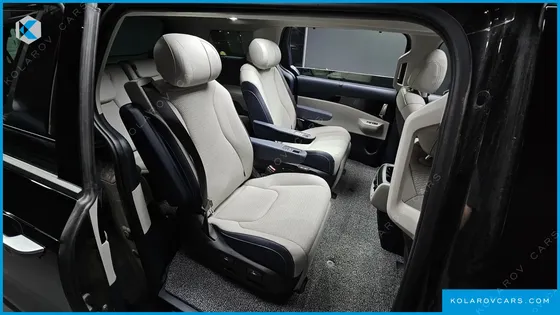 KIA CARNIVAL HEV 7SEATER GRAVITY