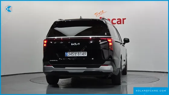 KIA CARNIVAL 9-SEATER PRESTIGE