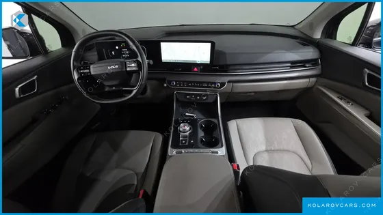 KIA CARNIVAL 9-SEATER PRESTIGE