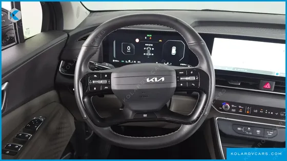 KIA CARNIVAL 9-SEATER PRESTIGE