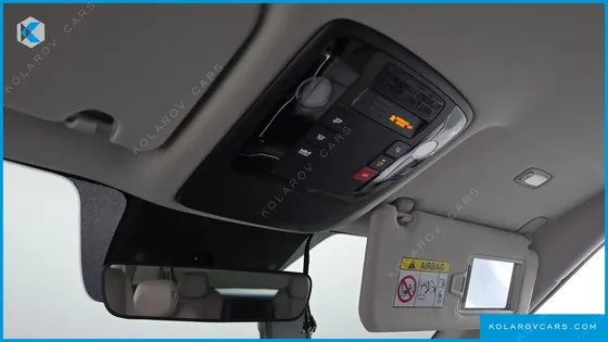 KIA CARNIVAL 9-SEATER PRESTIGE