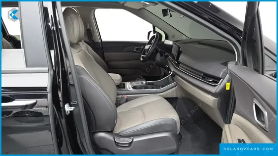 KIA CARNIVAL 9-SEATER PRESTIGE