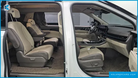 KIA CARNIVAL GASOLINE 9-SEATER HI LIMOUSINE