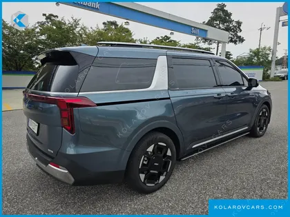KIA CARNIVAL HEV 7SEATER SIGNATURE