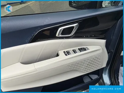 KIA CARNIVAL HEV 7SEATER SIGNATURE
