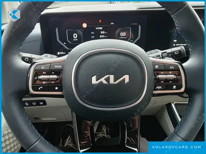 KIA CARNIVAL HEV 7SEATER SIGNATURE