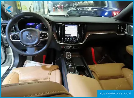 VOLVO V60 B5 ULTIMATE AWD