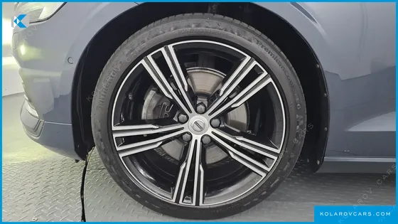VOLVO S60 B5 INSCRIPTION