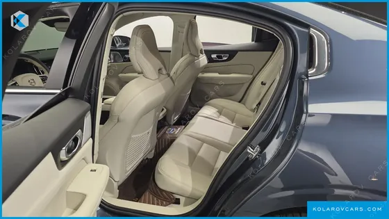 VOLVO S60 B5 INSCRIPTION