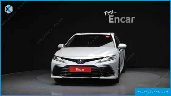 TOYOTA CAMRY 2.5 XLE HYBRID