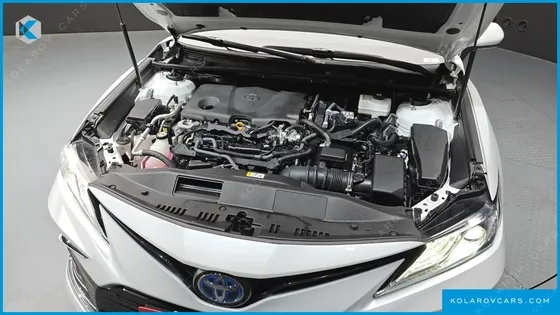 TOYOTA CAMRY 2.5 XLE HYBRID
